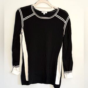 Katherine Barclay women’s sweather Black with white contrast detail size large